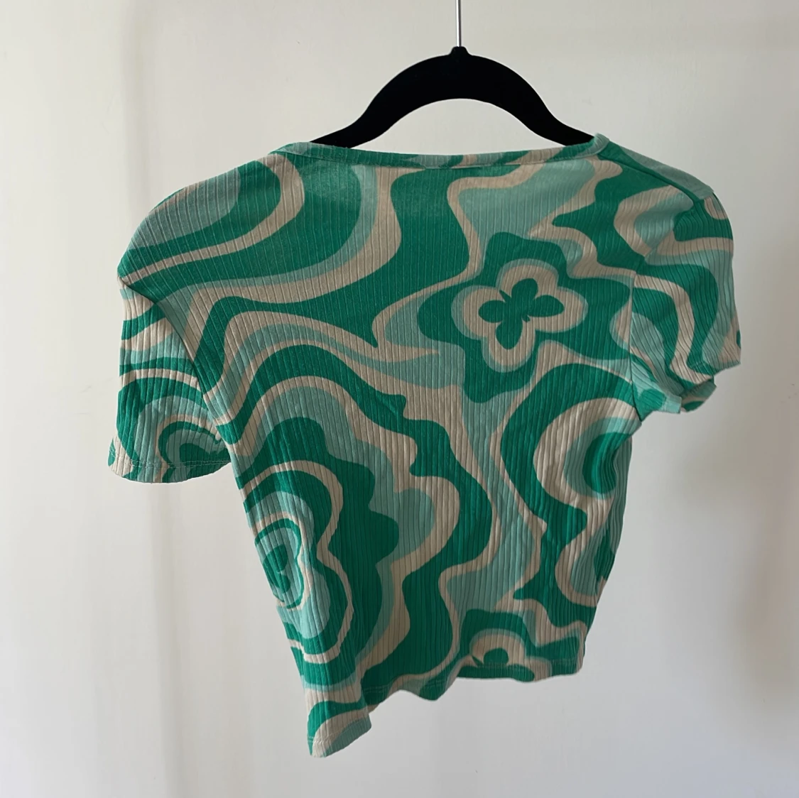 Grön och vit mönstrad topp från H&M - 90