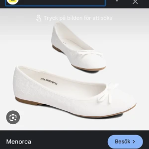 Vita ballerina - Säljer mina vita ballerina skor från Din sko. Dem är använda fåtal gångar 