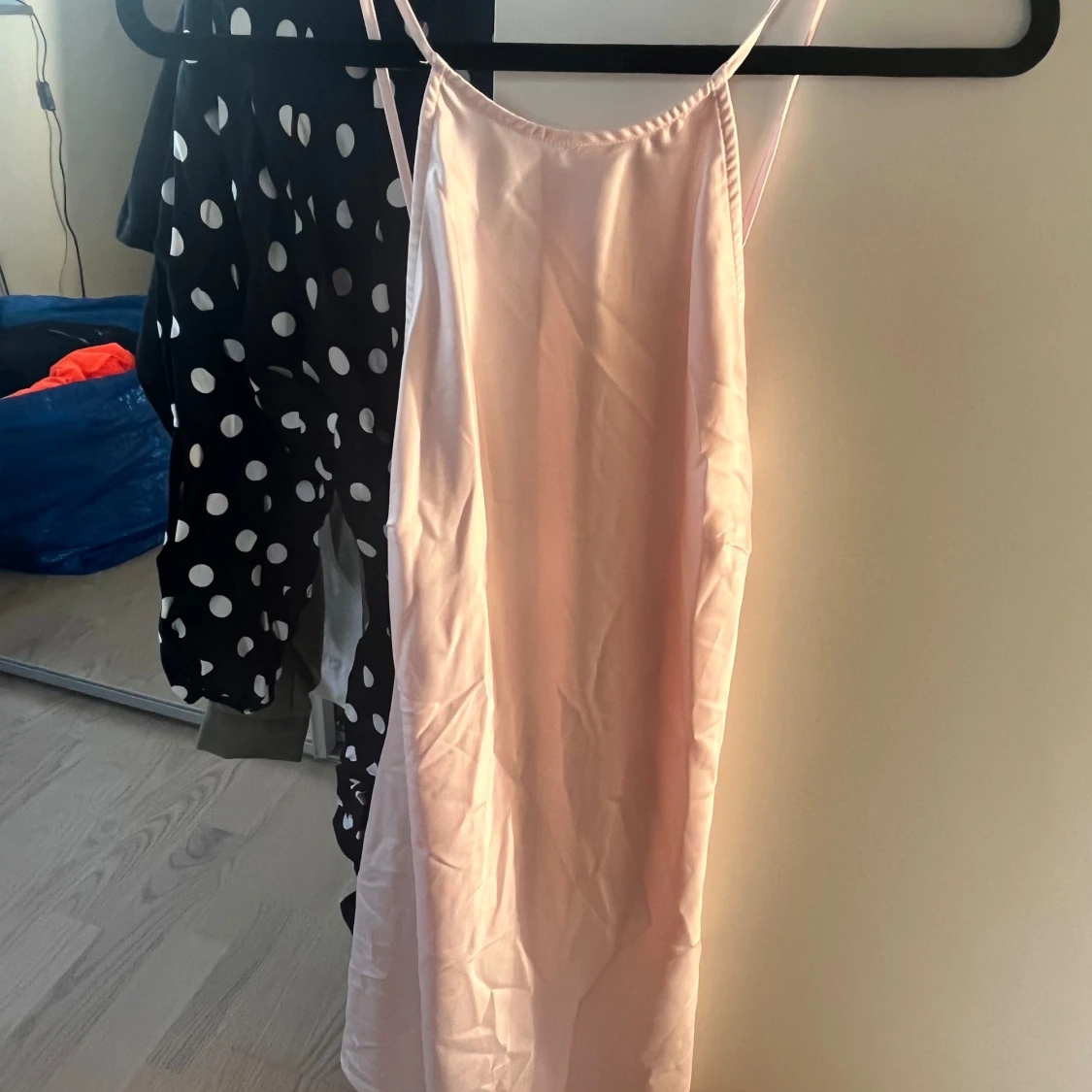 Rosa klänning  - 90