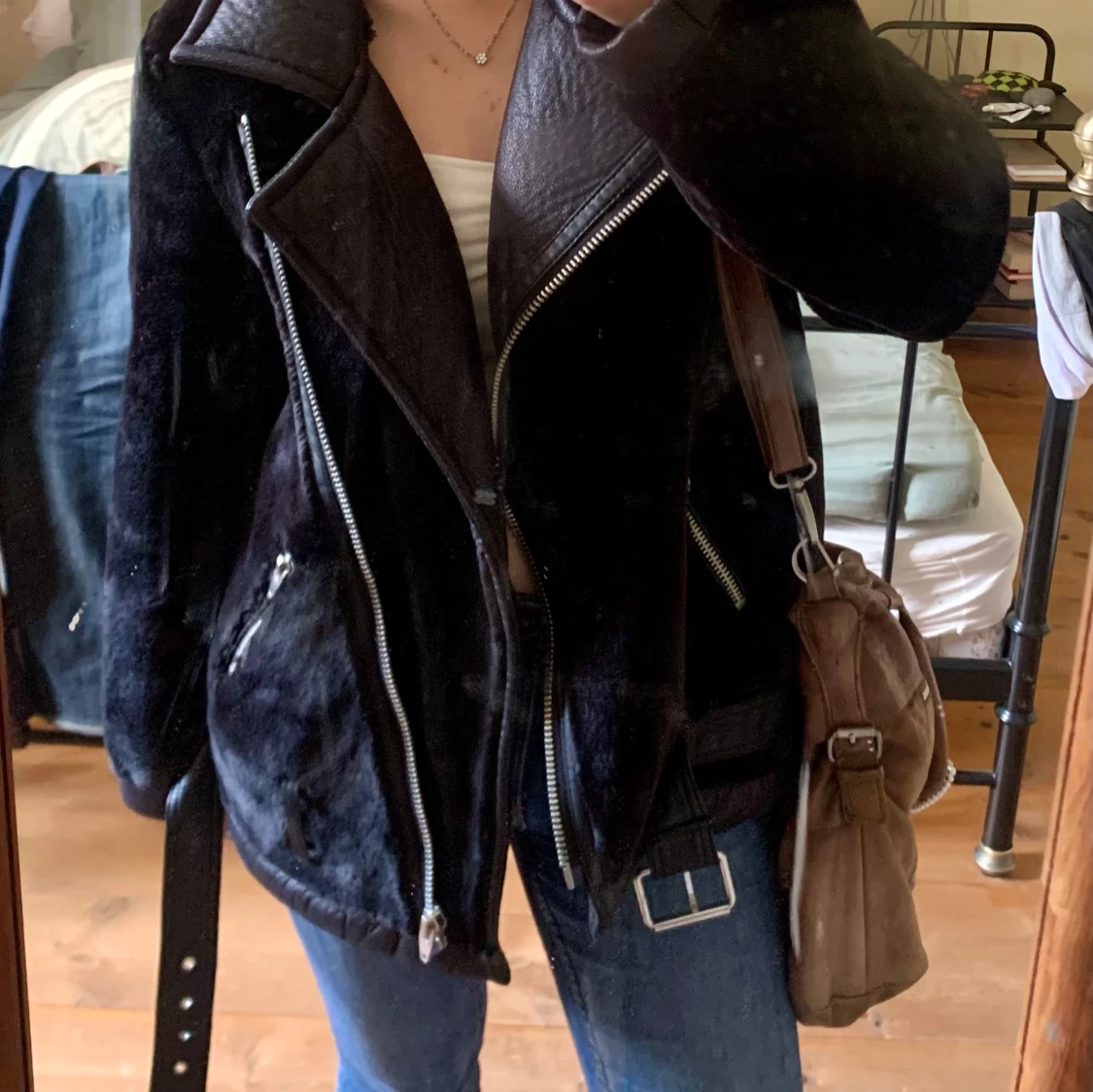 Super snygg oversized päls biker jacka HM - 91