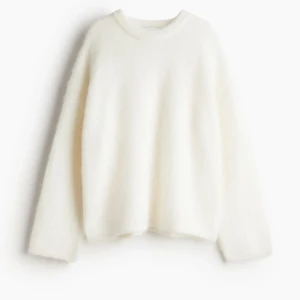 Mohair tröja - Superfin vit stickad från H&M. Aldrig använd🤍