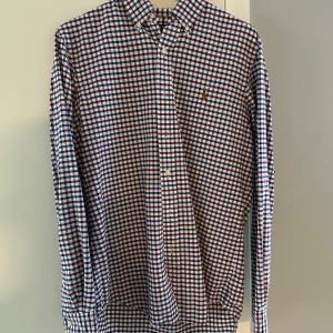Ralph Lauren Skjorta - Rutig skjorta från Ralph Lauren. Mycket bra skick. Regular fit