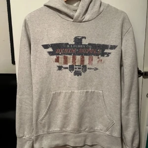Ralph Lauren Holdie - Ralph Lauren Hoodie i mycket fint skick. Väldigt sällsynt att få tag på. 