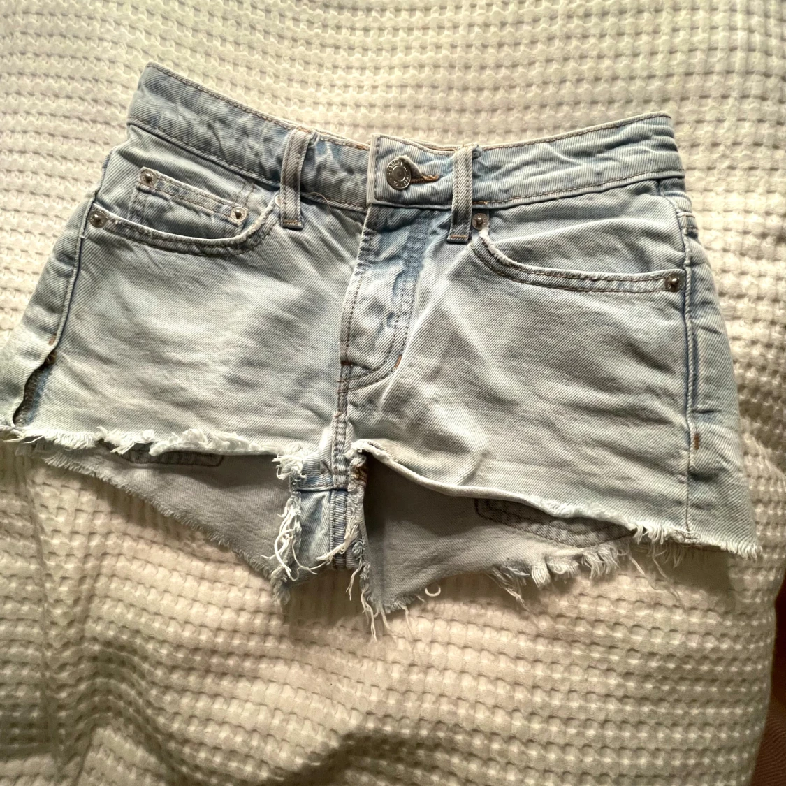 Ljus blåa jeans shorts