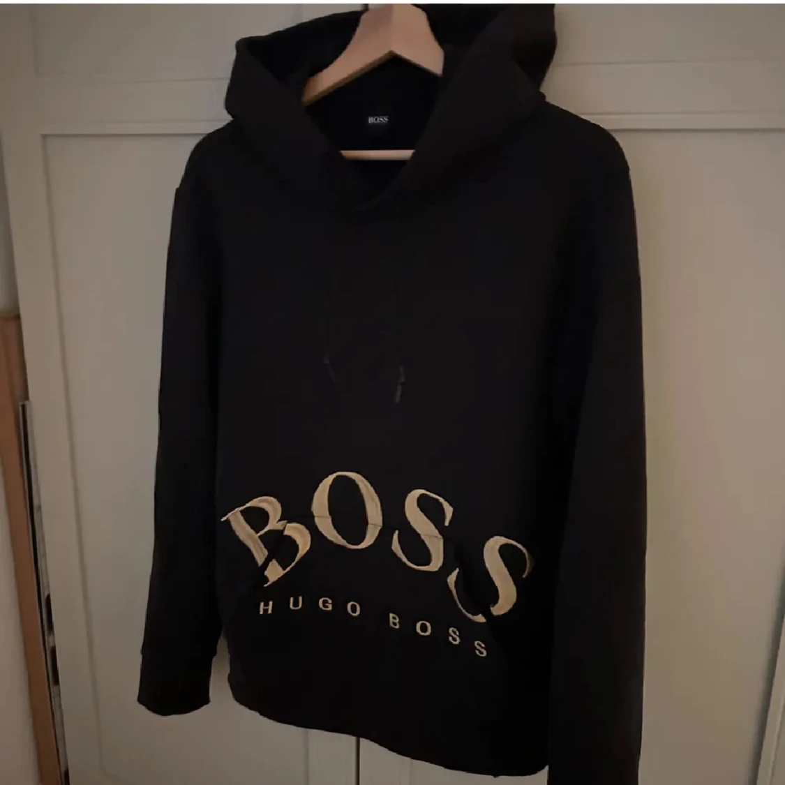 Svart hoodie från Hugo Boss