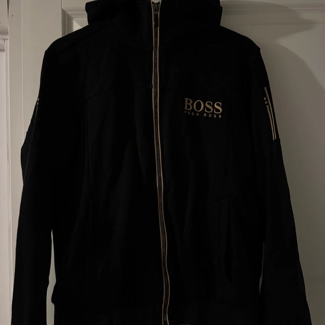 Svart hoodie från Hugo Boss