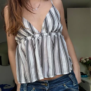 Randig topp - Superfin randig sommartopp! 