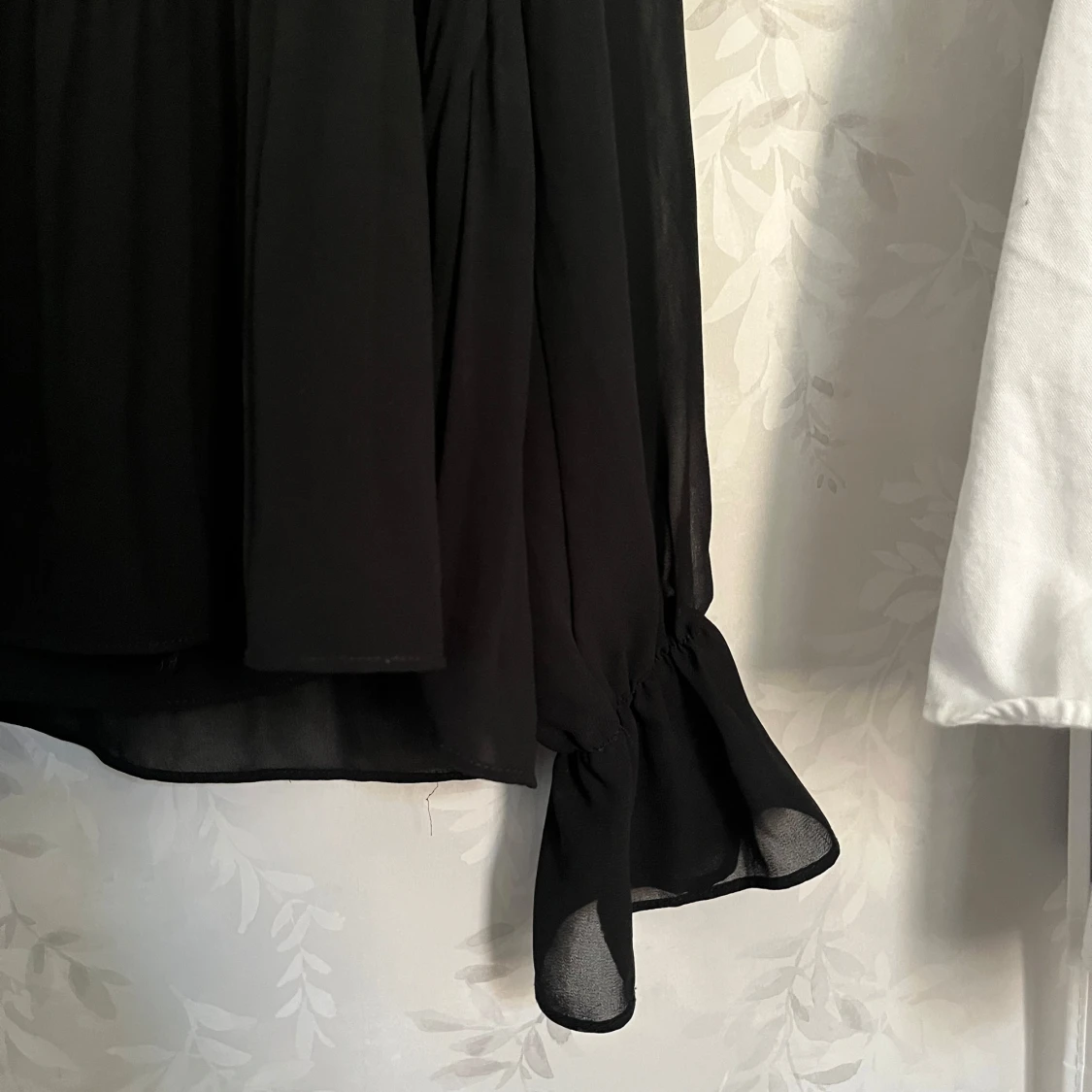 Svart NA-KD blus - 3