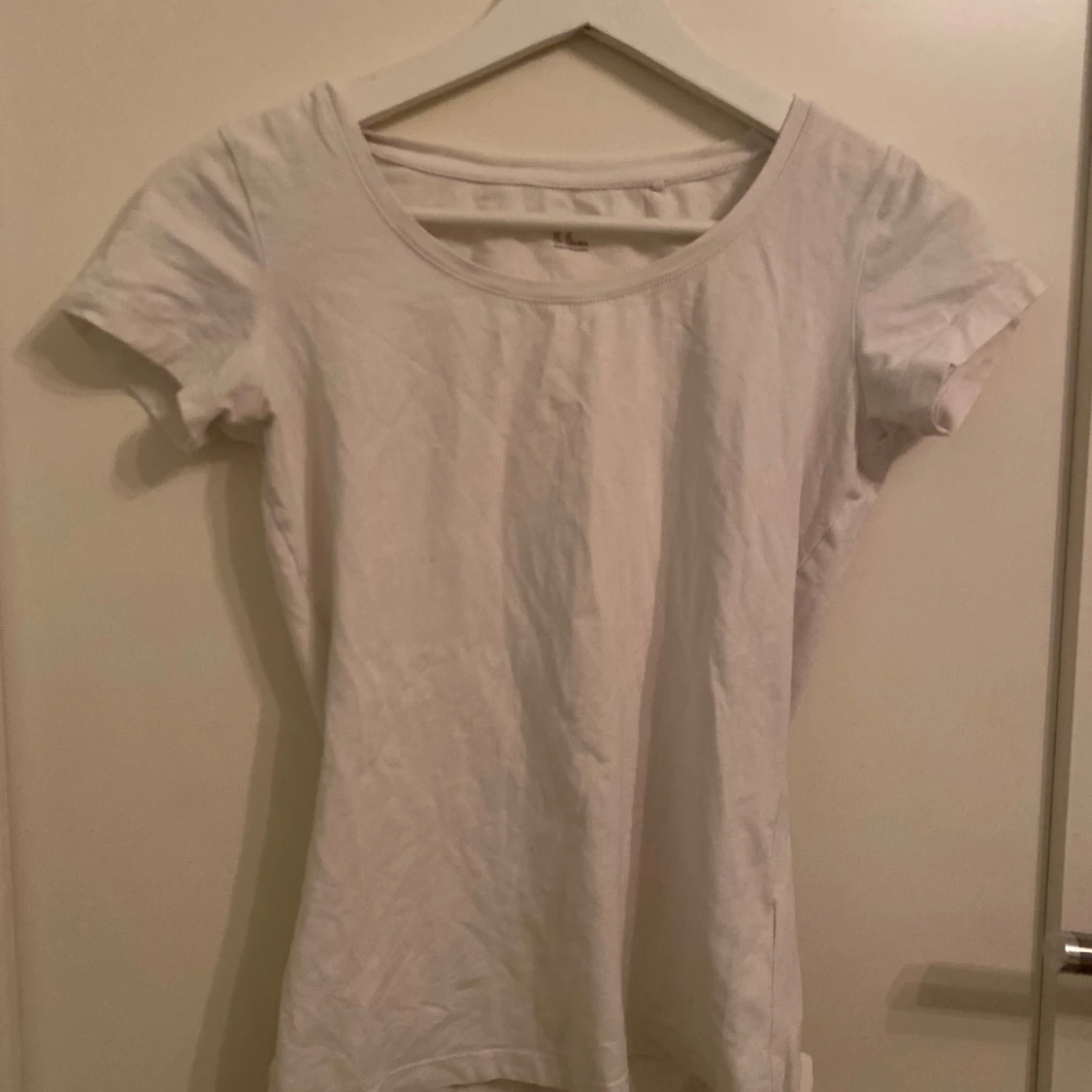 Vit kortärmad topp från Lindex