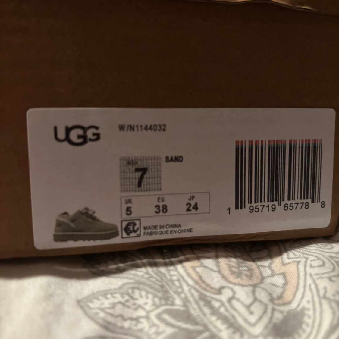 lowmel uggs  - 2