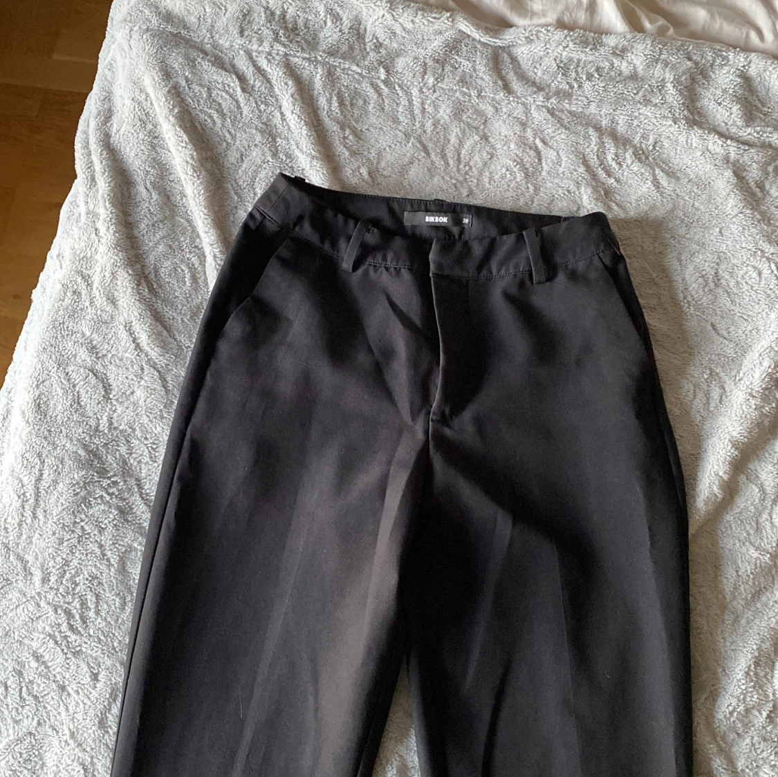 Kostymbyxor från Bikbok - 91