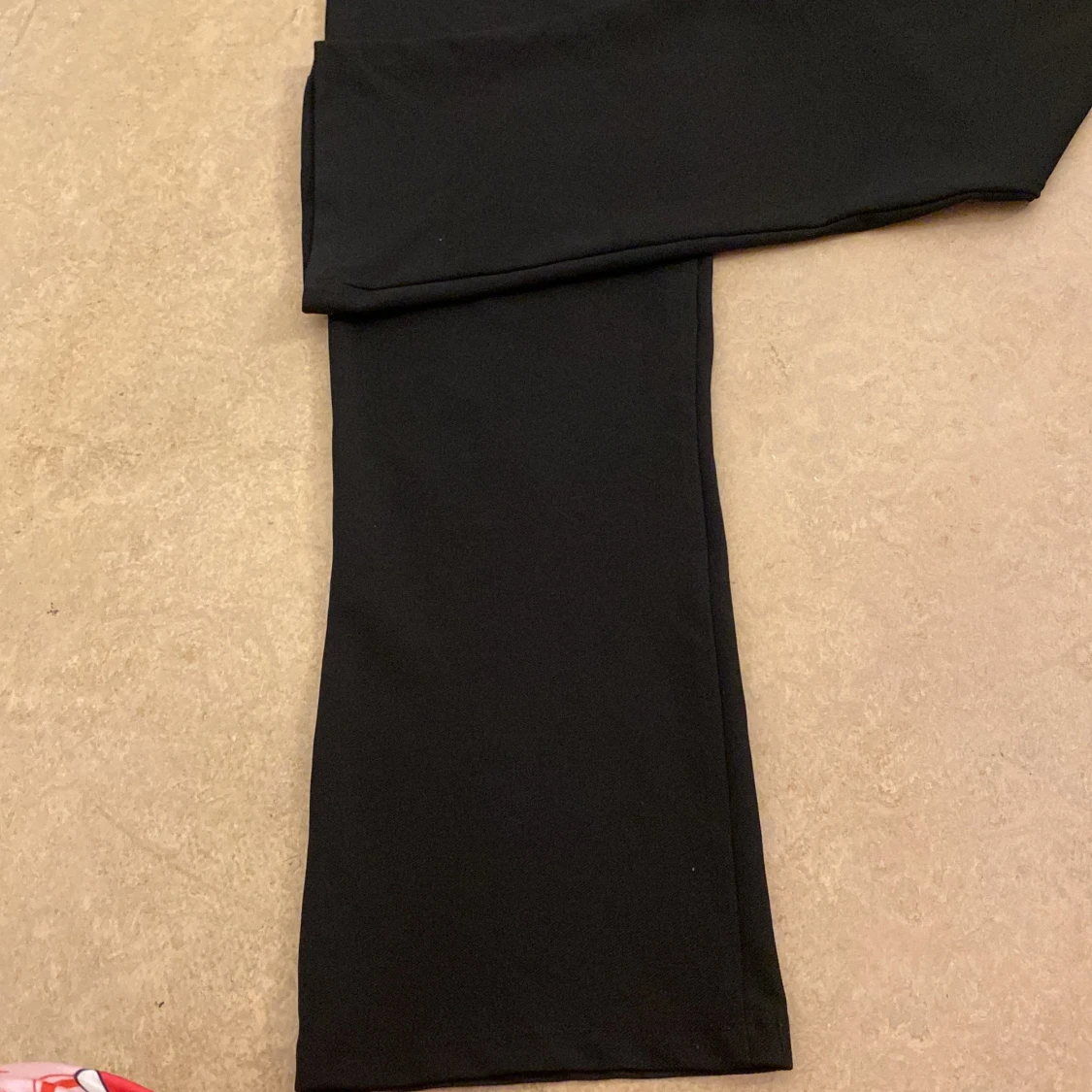 Svarta kostymbyxor - 91