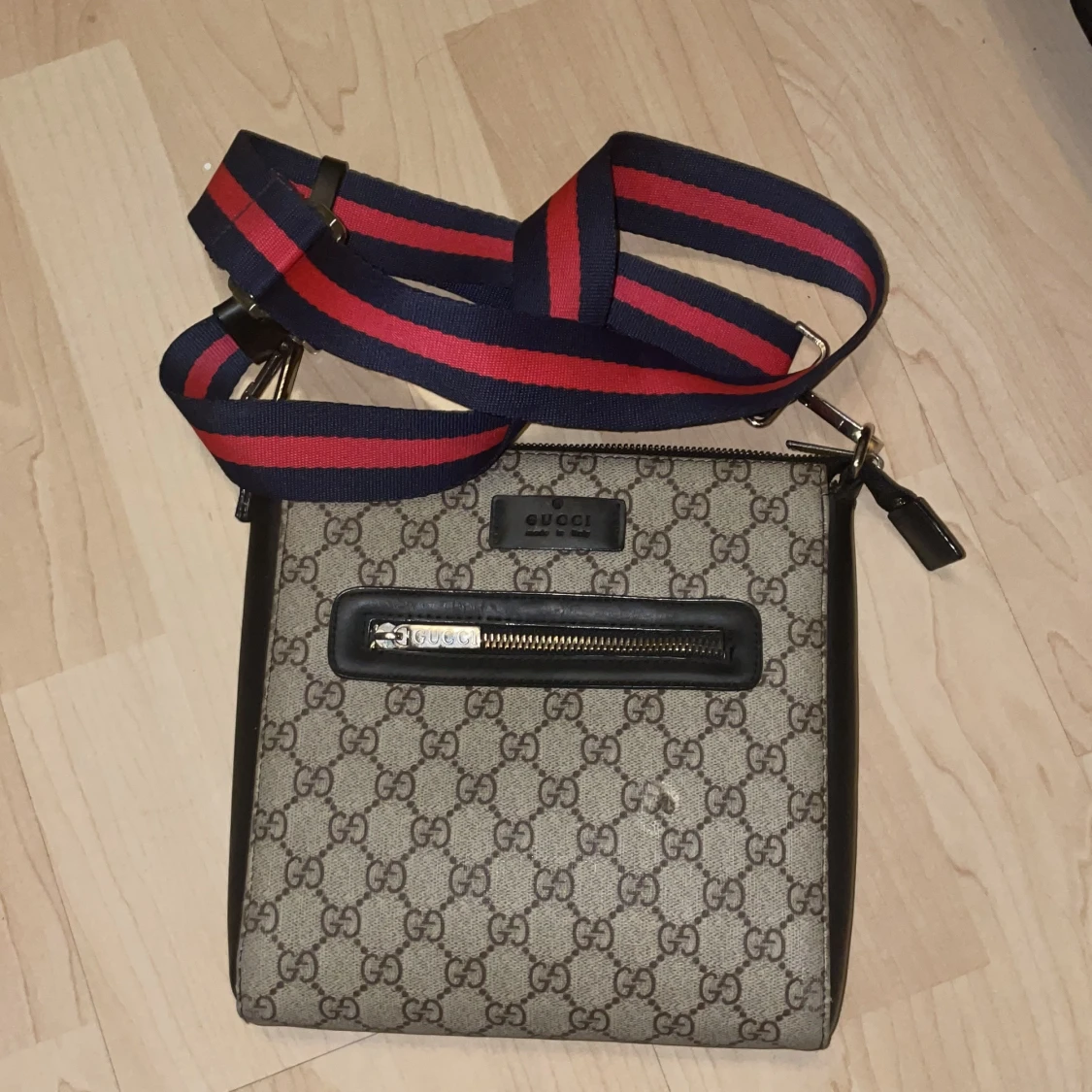 Axelväska från GG med monogram - 92