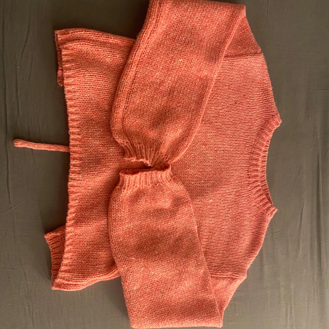 rygglös stickad tröja