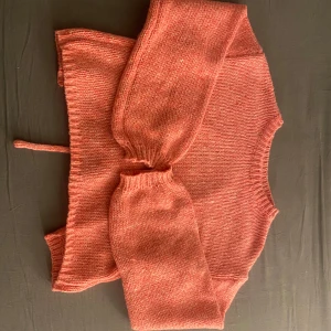 rygglös stickad tröja  - fin rygglös tröja 