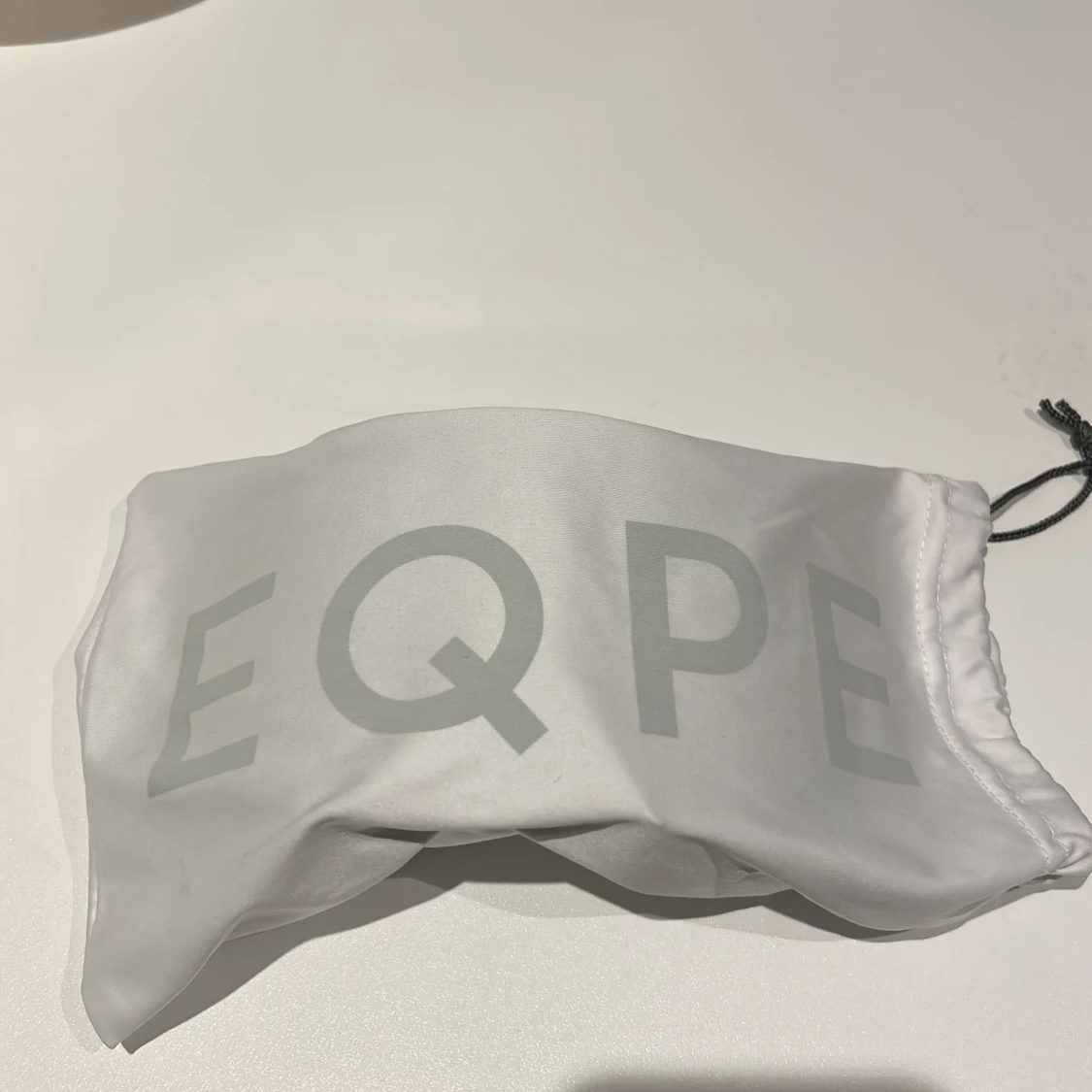 Svarta skidglasögon från EQPE - 93