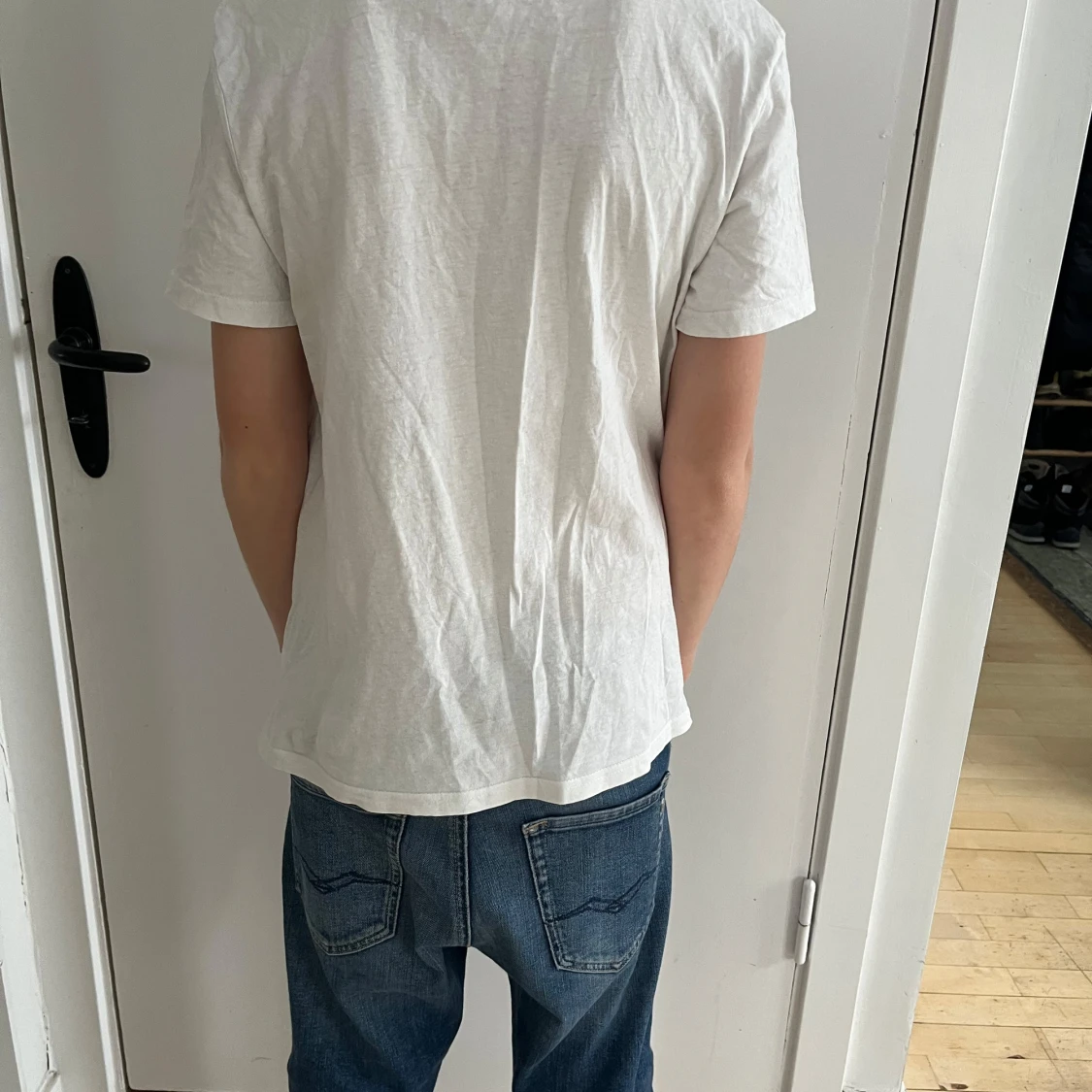 Vit t-shirt med tryck från Warp - 90