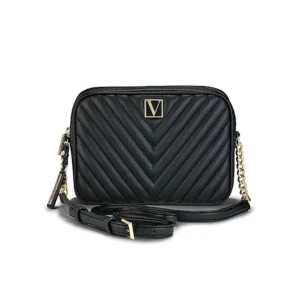 Victoria secret väska - Svart victoria secret väska med gulddetaljer som aldrig använts. Nypris 499💓