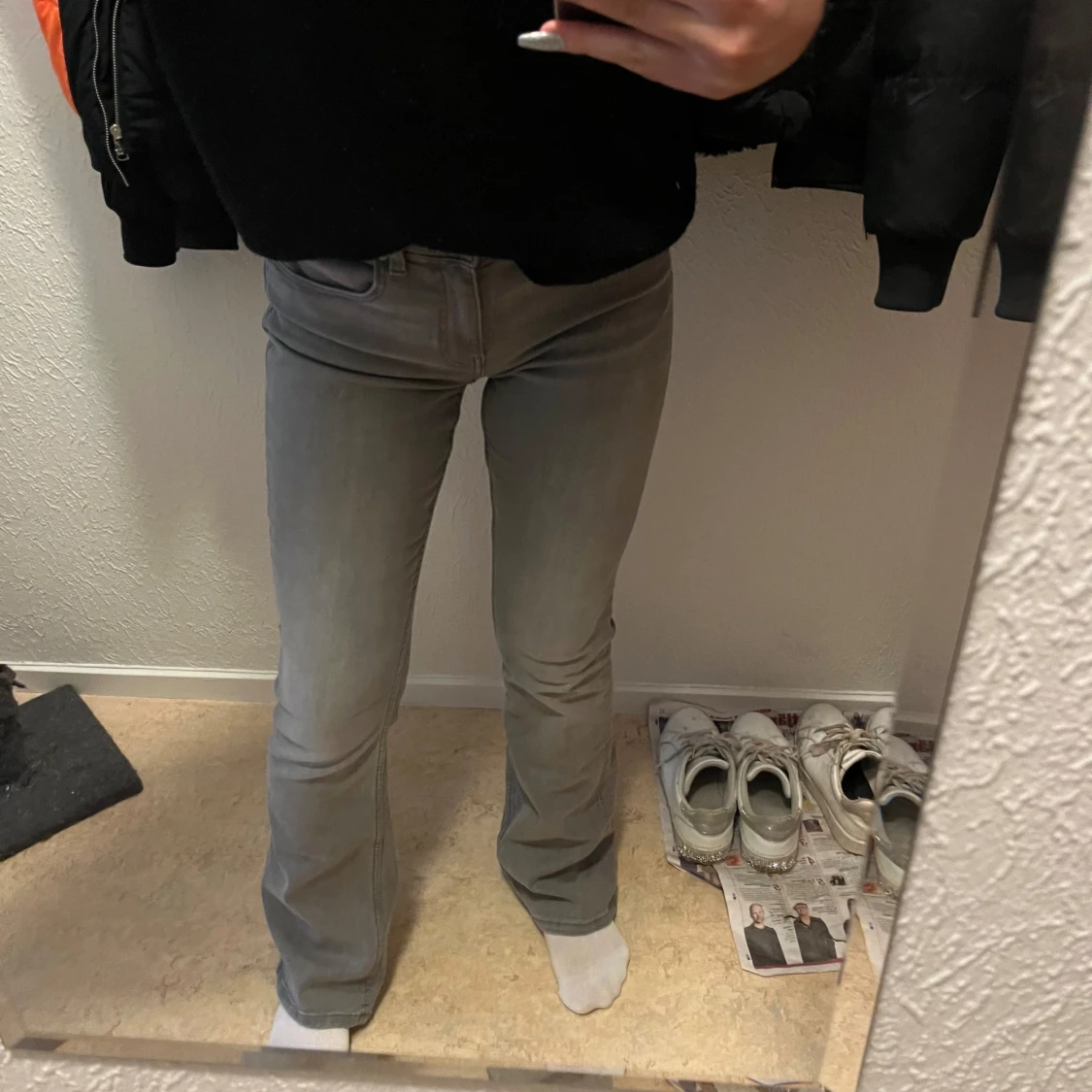 Grå bootcut jeans - 91