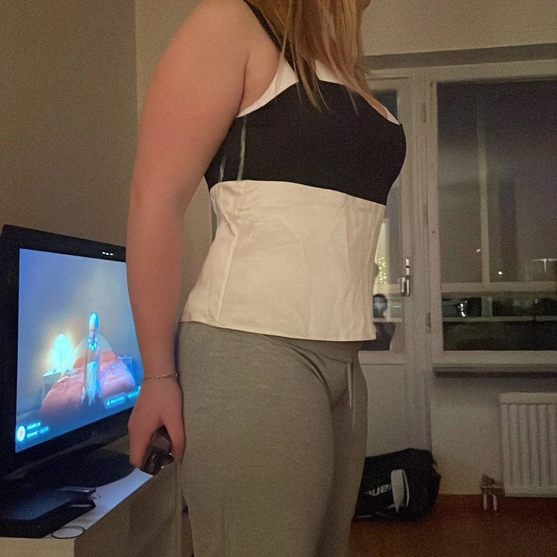 Svart och vit korsett - 91