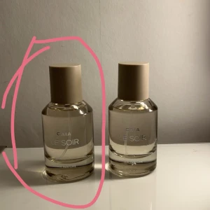 Parfym Le Soir från CAIA - OANVÄND, säljer en helt oanvänd parfym från caia då jag har två💕luktar jätte gott.