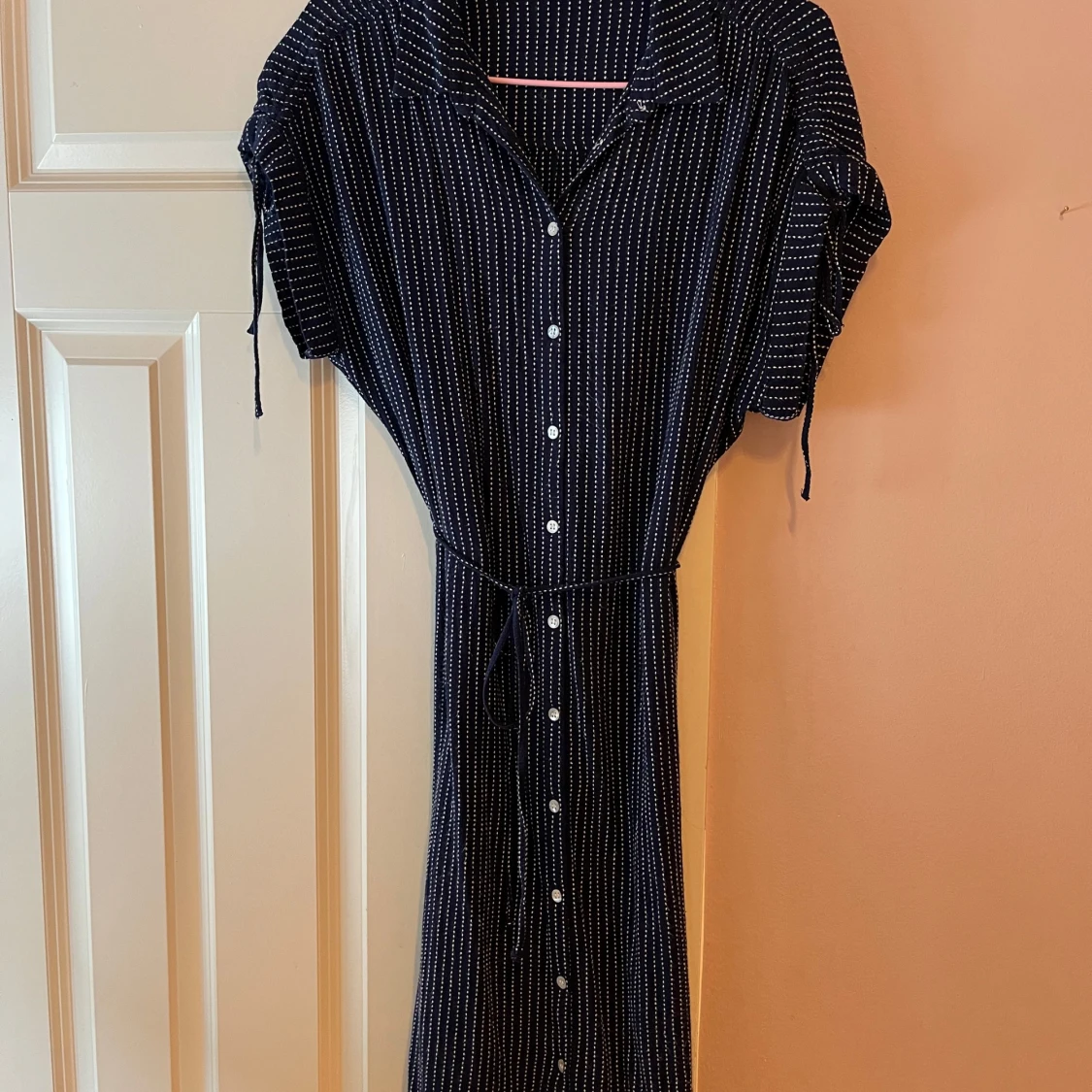 Mörkblå randig kkönning från H&M