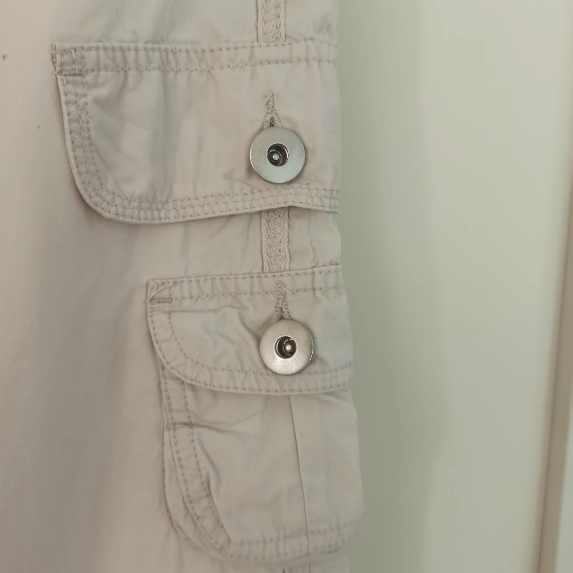 Beige cargobyxor från F&F Blue - 93