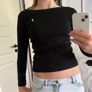 ralph louren - En fin svart långärmad ralph louren tröja med vita merker på i XXS😍