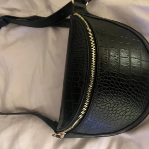 Midjeväska  - Bra skick.