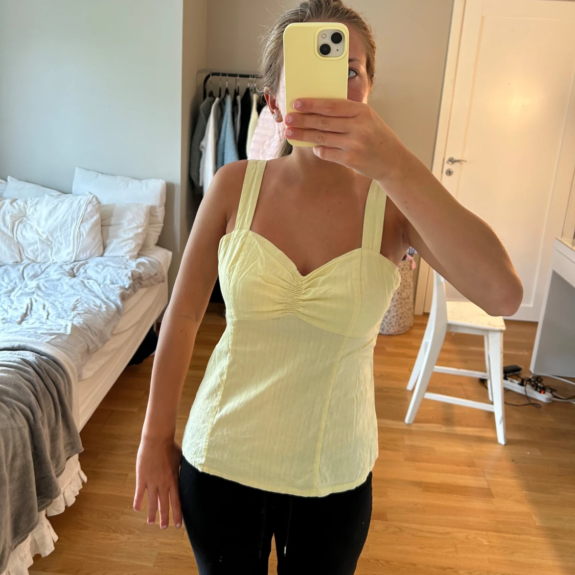 Gul topp från Orsay - 90