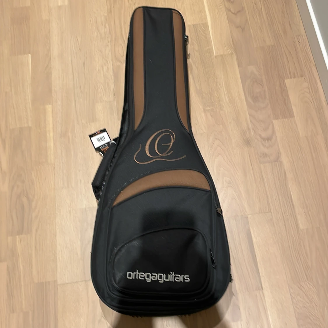 Mindre än vanligt gitar  - 2