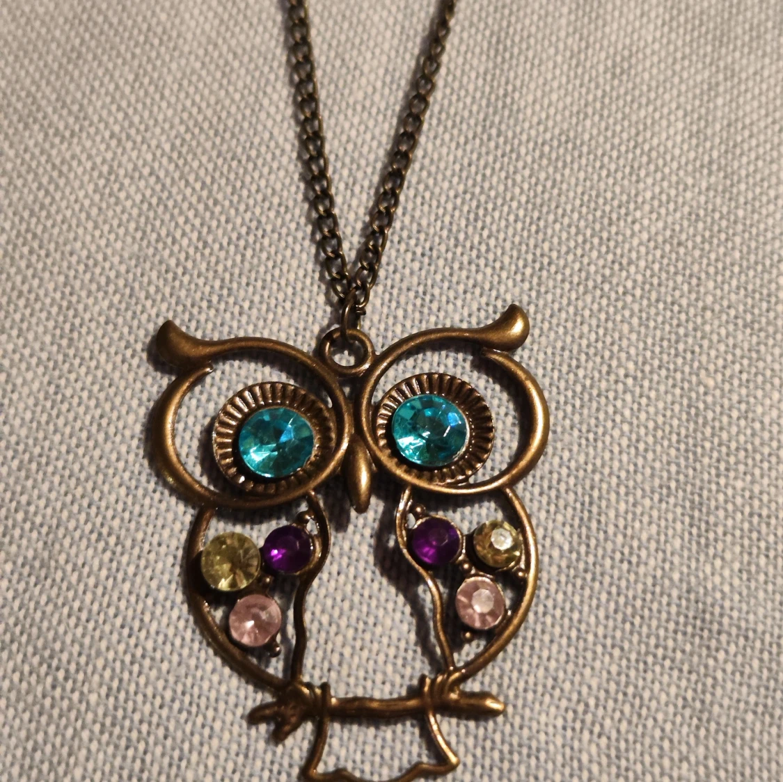 Ugglehalsband med färgglada stenar - 3