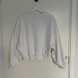 Vit Chunky Sweather - Vit oversized tröja  Älskar denna! 