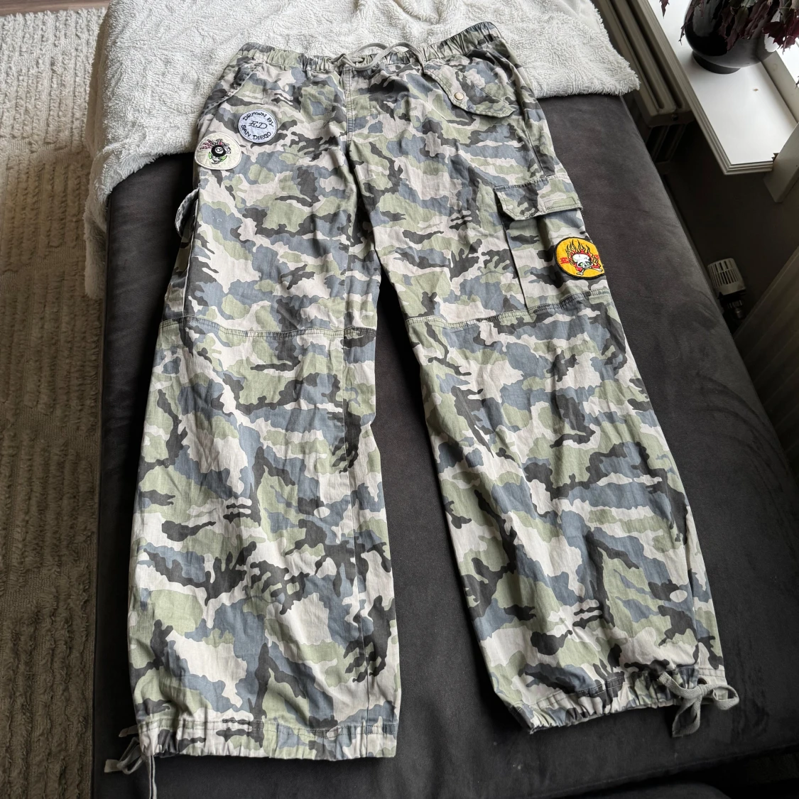 Ed hardy cargobyxor - 90