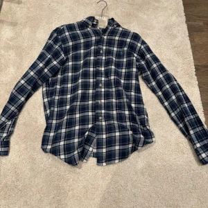Ralph Lauren Skjorta - |Säljer denna feta RL skjortan| Inga defekter!| Storlek S| Kan gå ner i pris vid smidig affär!!