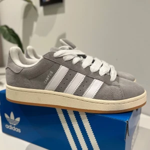 Adidas Campus 00s  - Aldrig använt 10/10 skick, Storlek 43 1/3.