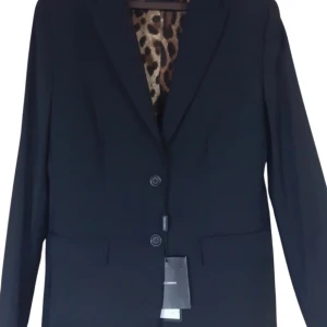 Dolce & Gabbana - Jättefin kavaj som aldrig har blivit använd ettiketterna sitter fortfarande på storlek 44 men passar en S-M