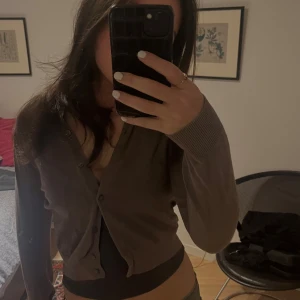 Söt kofta - Säljer denna supwr söta kofta pga att den tyvärr inte kommer till användnig längre.🤍