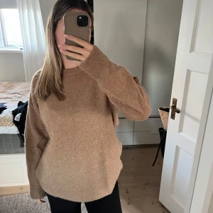 Tröja i alpacka mix - Oversized i passform