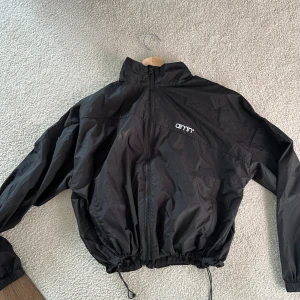Aimn vindjacka - Aimn vindjacka nypris 699kr. Bra skick 