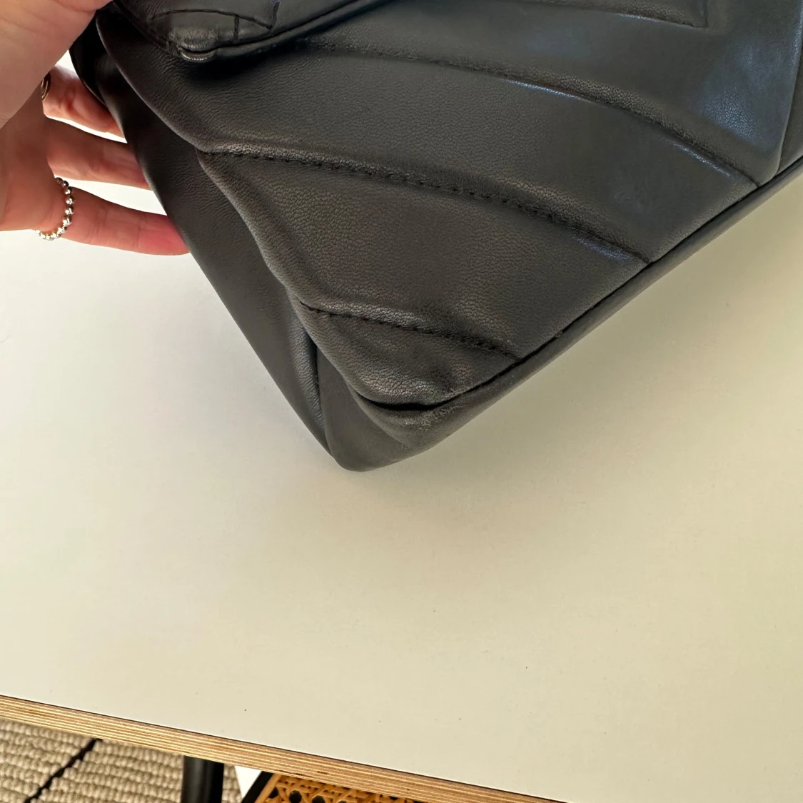 Kurt geiger - LEATHER KENSINGTON BAG - 92