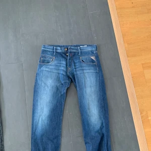 Replay jeans  - Tjena. Har inte använt dem någon gång alls för de passade inte mig när jag fick hem dem