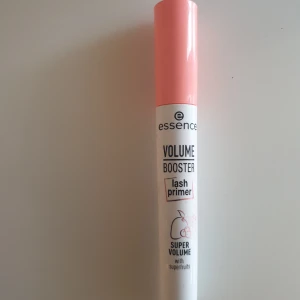 Lash primer - Från essencie oanvänd säljer för 15