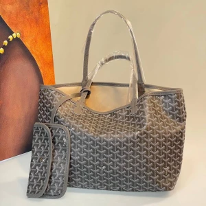 Goyard väska (ny) - Hej hej jag säljer en goyard väska helt ny och oanvänd 🤩🙌.