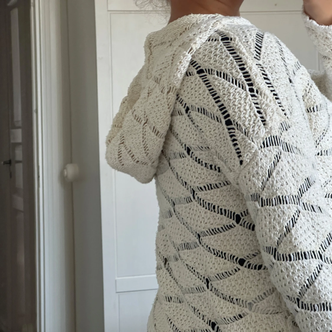 Vit stickad tröja - 90