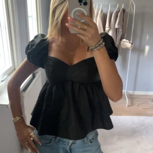 Svart fest topp - Fårn SHEIN använd ty fåtal gånger