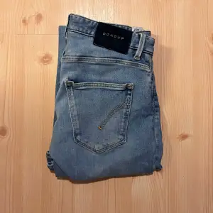 Ett par sjukt snygga dondup jeans | skick 8/10 | nypris ca 3000 kr