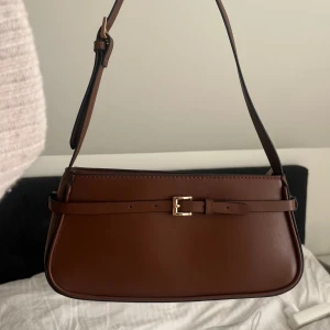 Väska - Snygg väska i nyskick 