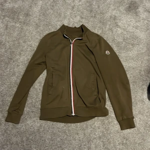 Mocler zip  - Bra skick