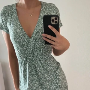 Klänning  - Bekväm!! Bra skick  